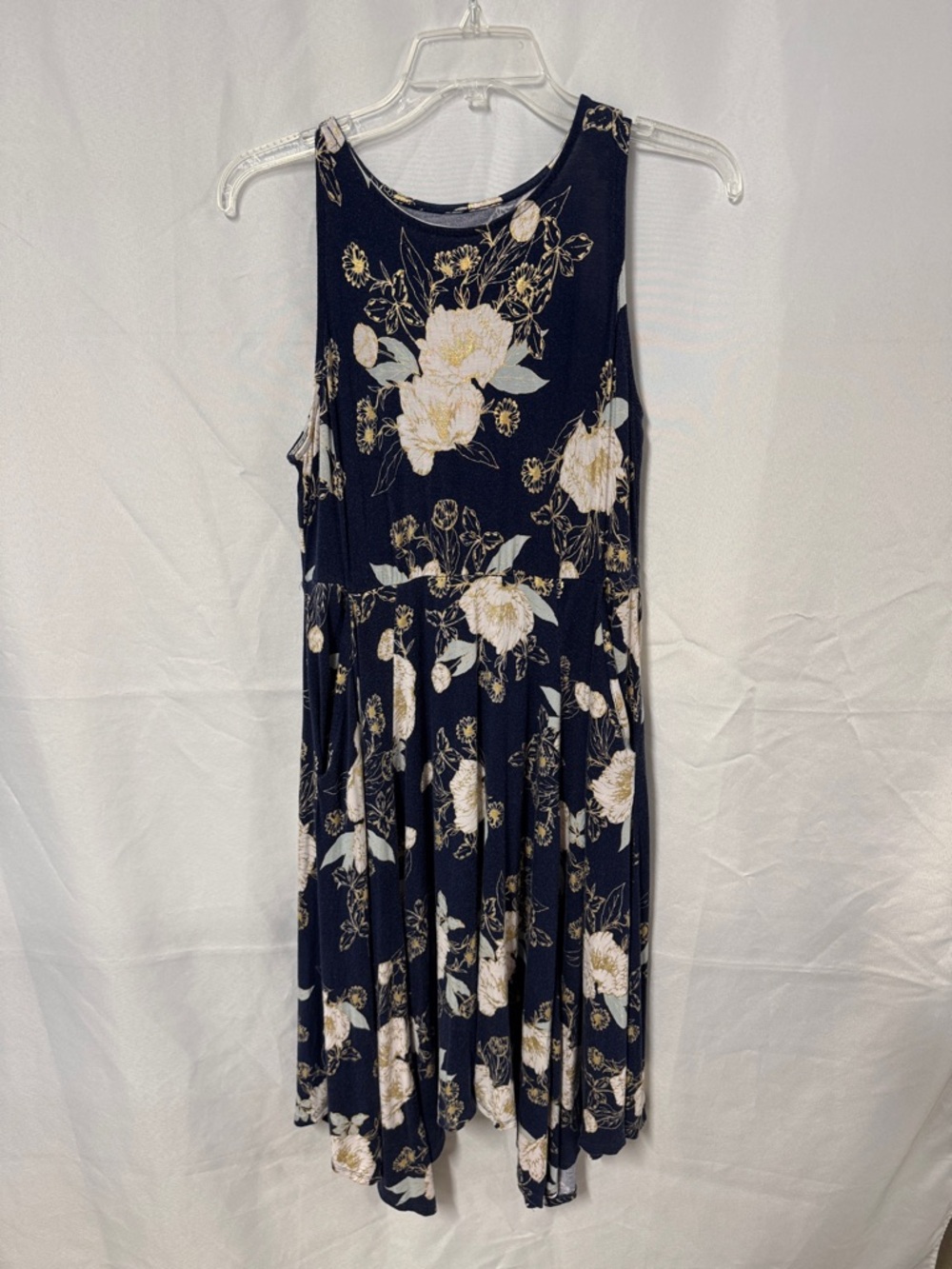 Sleeveless Navy Floral Midi Dress with Cream Blooms